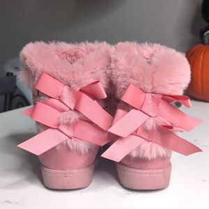 Toddler Size 9 Beautiful Boots